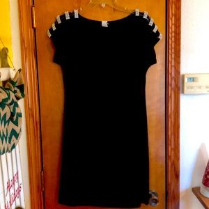 Dress with cut out Diamond Shoulders